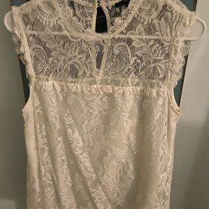 Lace Sleeveless Blouse